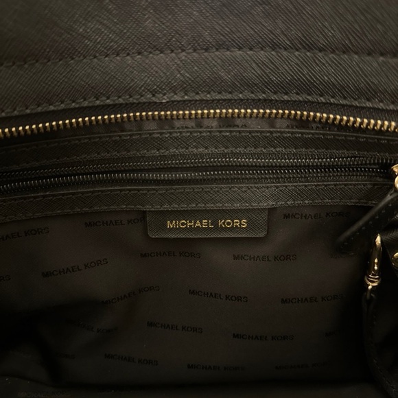 Michael Kors Selma Satchel - Picture 7 of 9